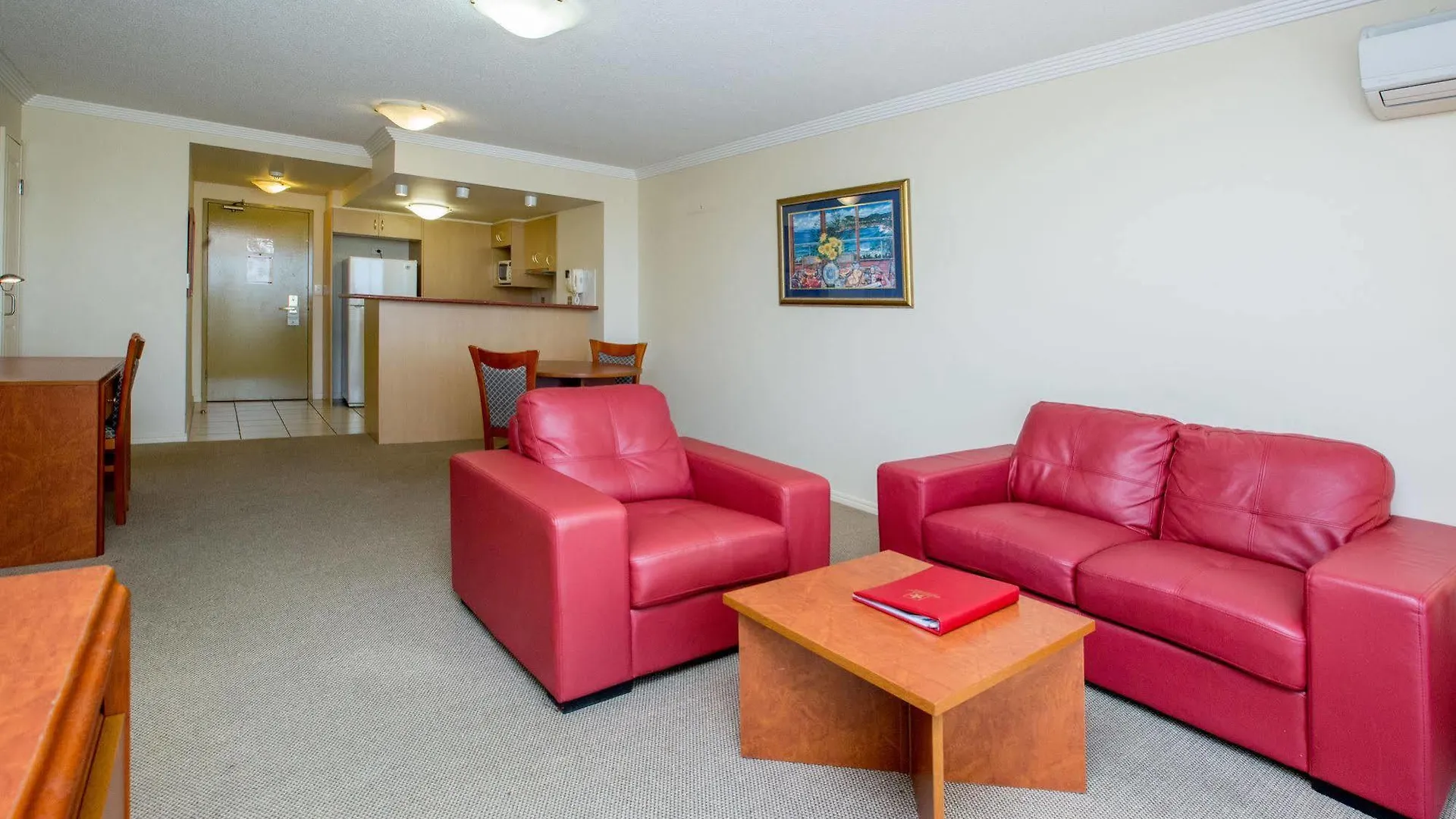 Springwood Tower Apartment Hotel