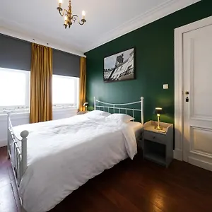 Homestay Your In A Bibliophile Mansion Antwerp